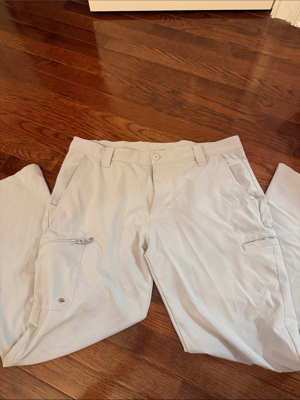 Columbia Men's Light Tan Cargo Pants